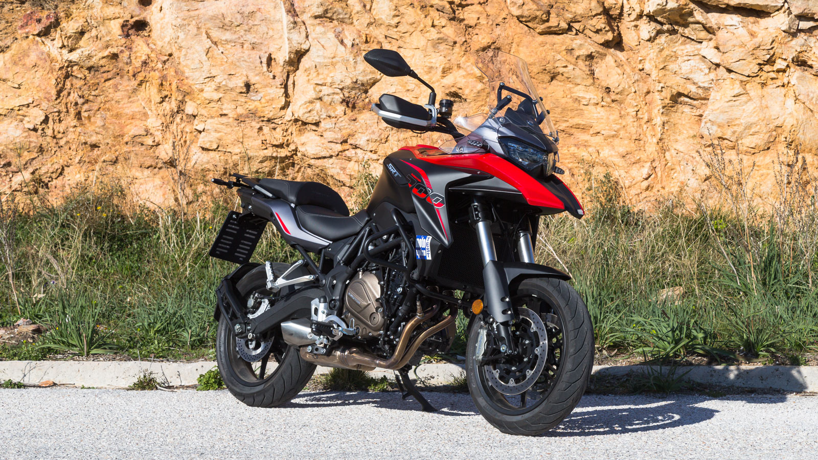 QJMOTOR SRT 700 - Test