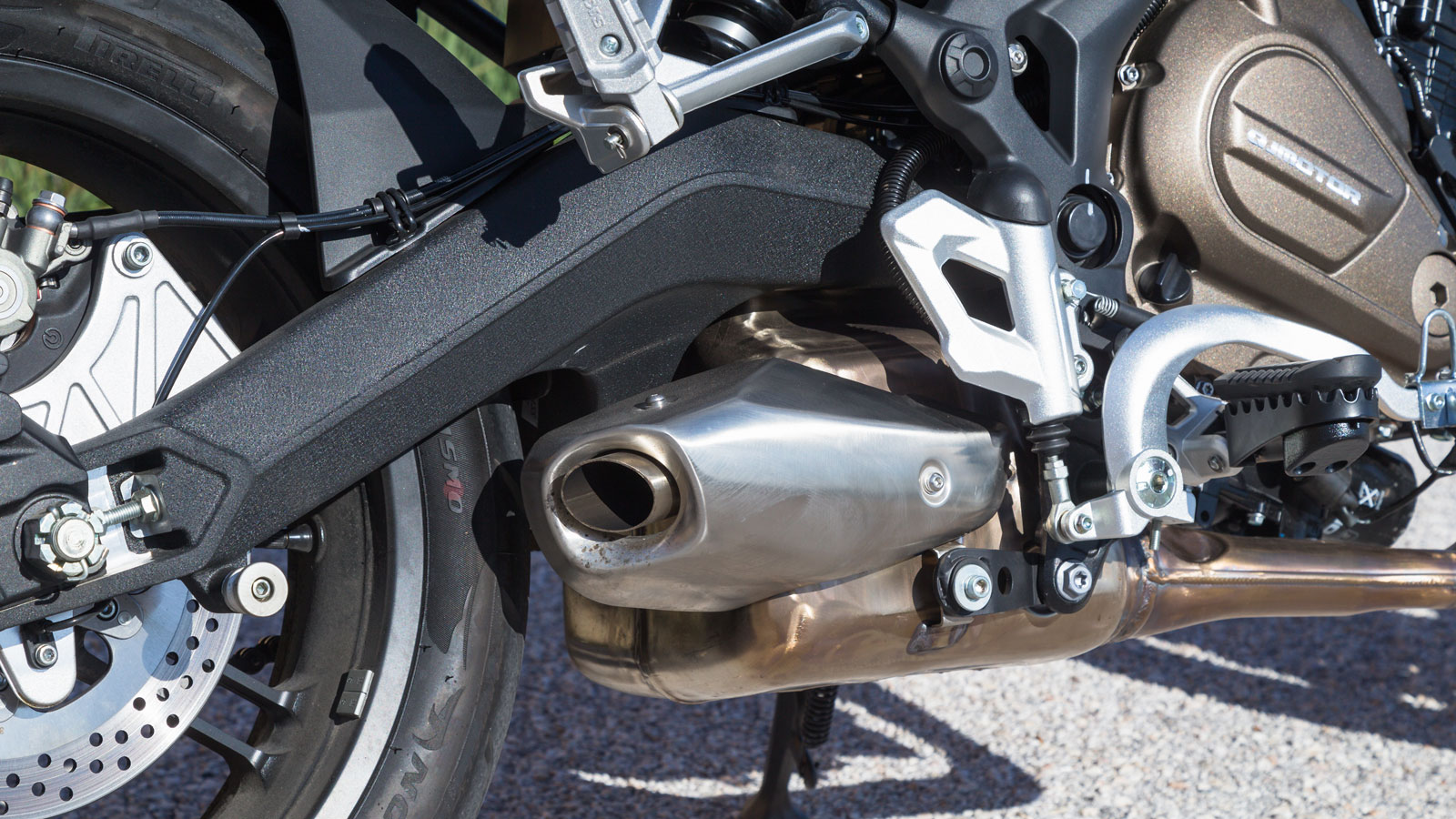 QJMOTOR SRT 700 - Test