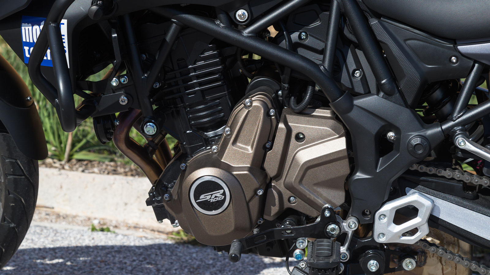 QJMOTOR SRT 700 - Test