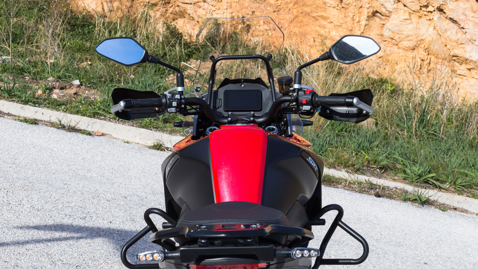 QJMOTOR SRT 700 - Test