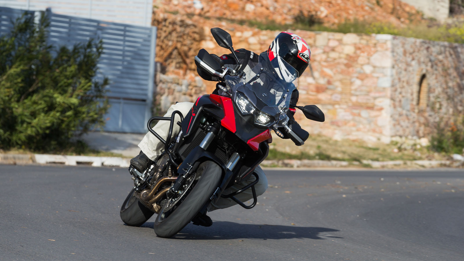 QJMOTOR SRT 700 - Test