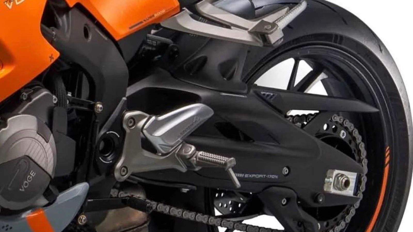 Voge RR500: Νέος τετρακύλινδρος σπορ σίφουνας 475 κ.εκ. με τελική 220 χλμ/ώρα