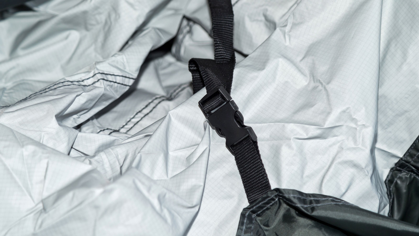 Παρουσίαση κάλυμμα μοτοσυκλέτας Winger: Πλήρης προστασία από τα στοιχεία της φύσης