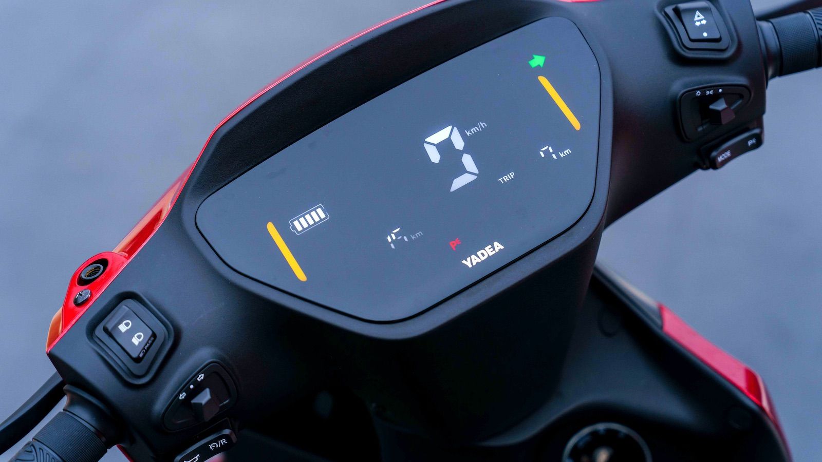 Νέο Yadea Voltguard: Με 16άρη τροχό για έξτρα ασφάλεια και δυνατή τιμή