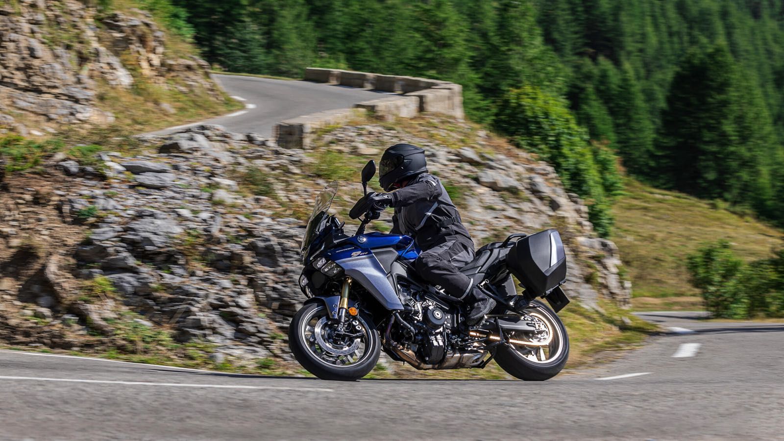 YAMAHA TRACER 9: Με τον κορυφαίο κινητήρα χτυπάει πάλι την κορυφή των ταξινομήσεων