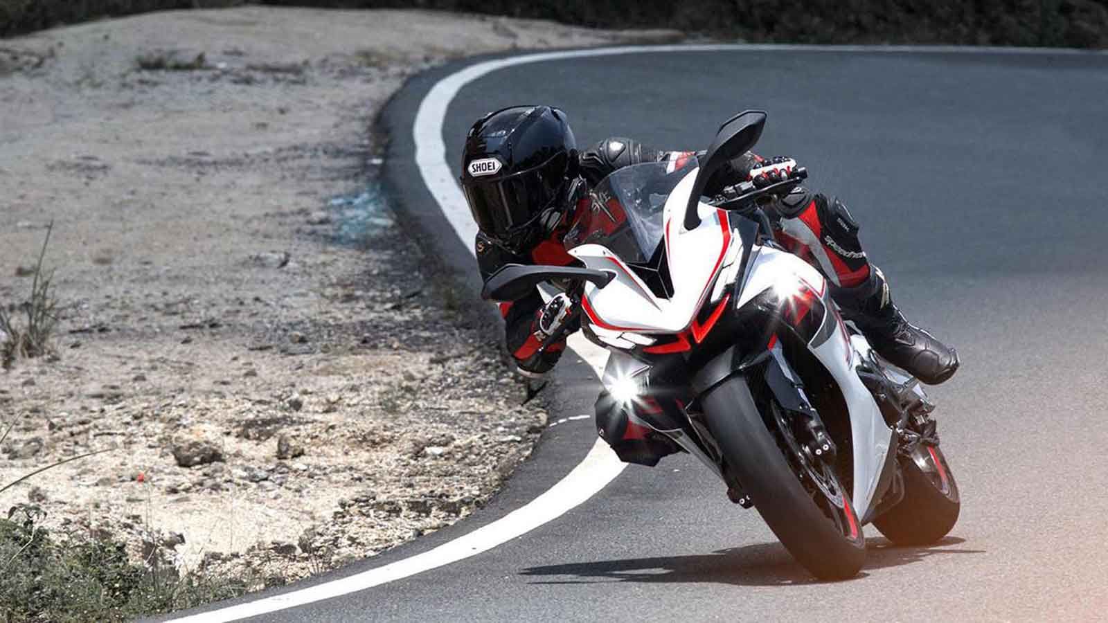 Zontes 703RR: τρικύλινδρος τσαμπουκάς