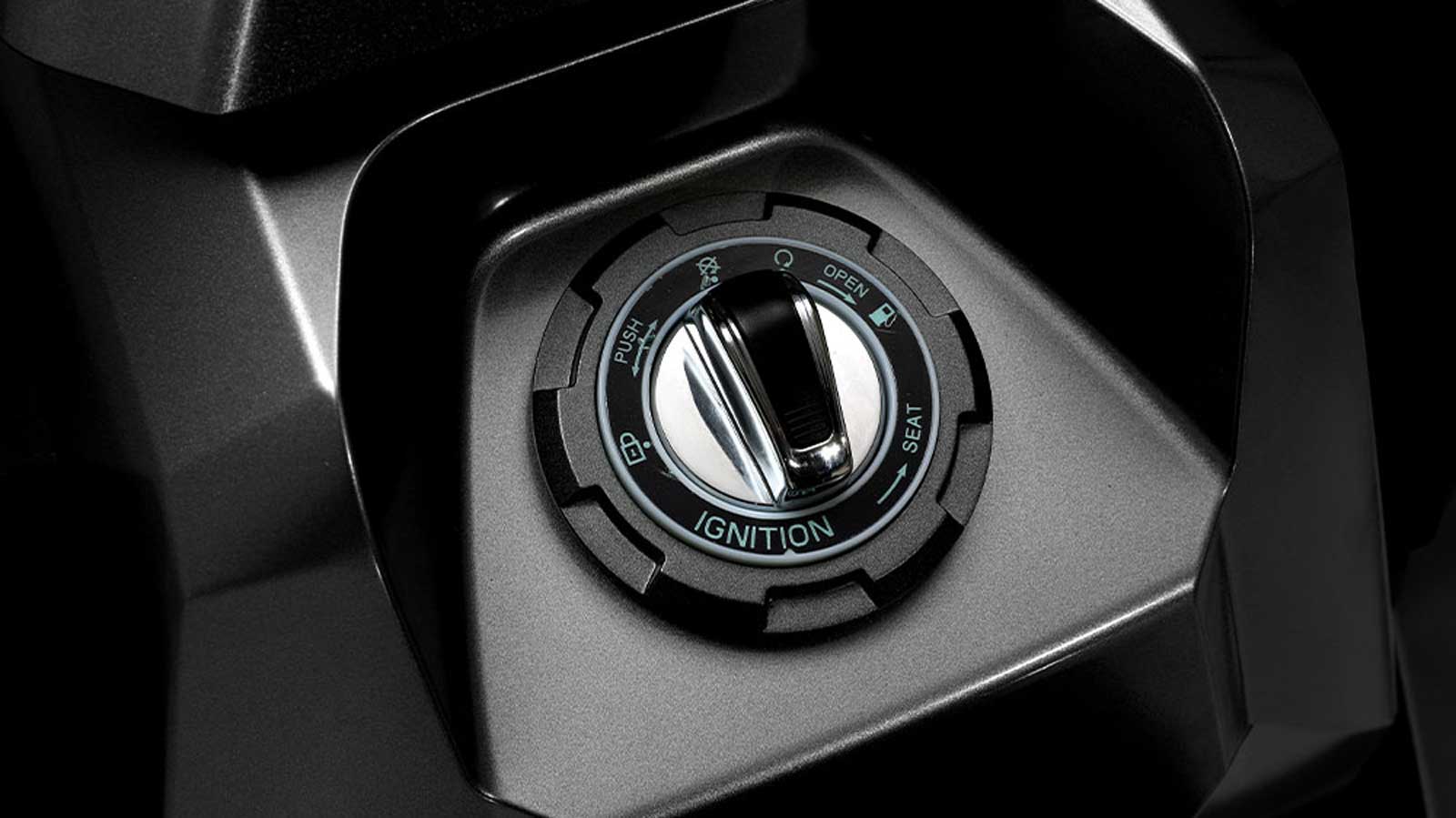 SYM ADX 300: Αρετές Adventure με την άνεση Scooter