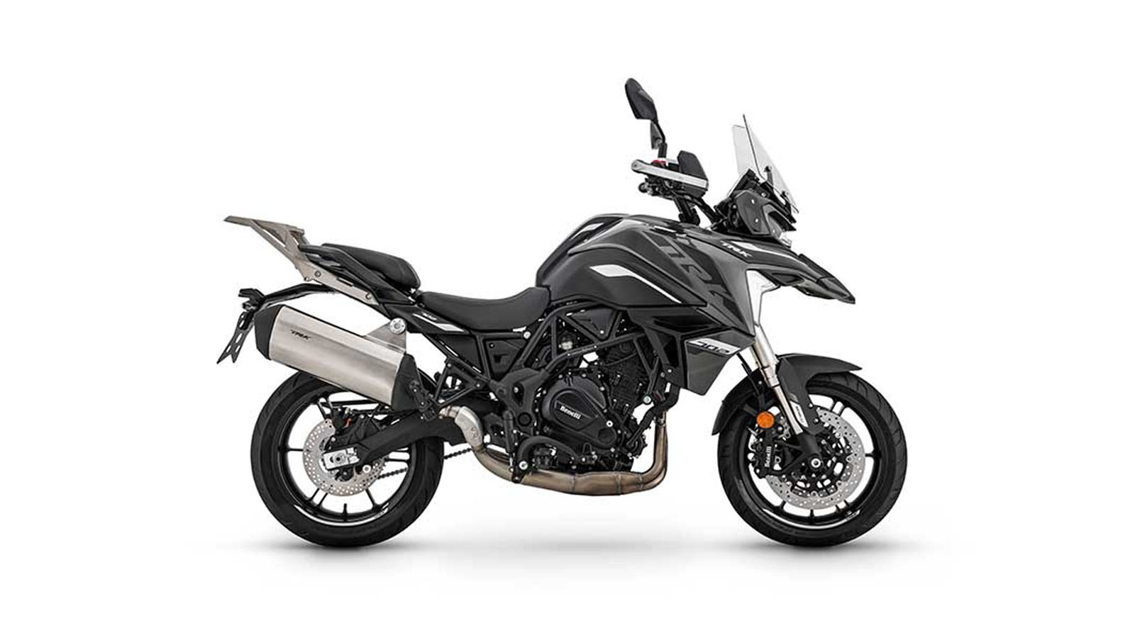 Benelli TRK 702: Mε δώρο βαλίτσες και τέλη κυκλοφορίας 2024