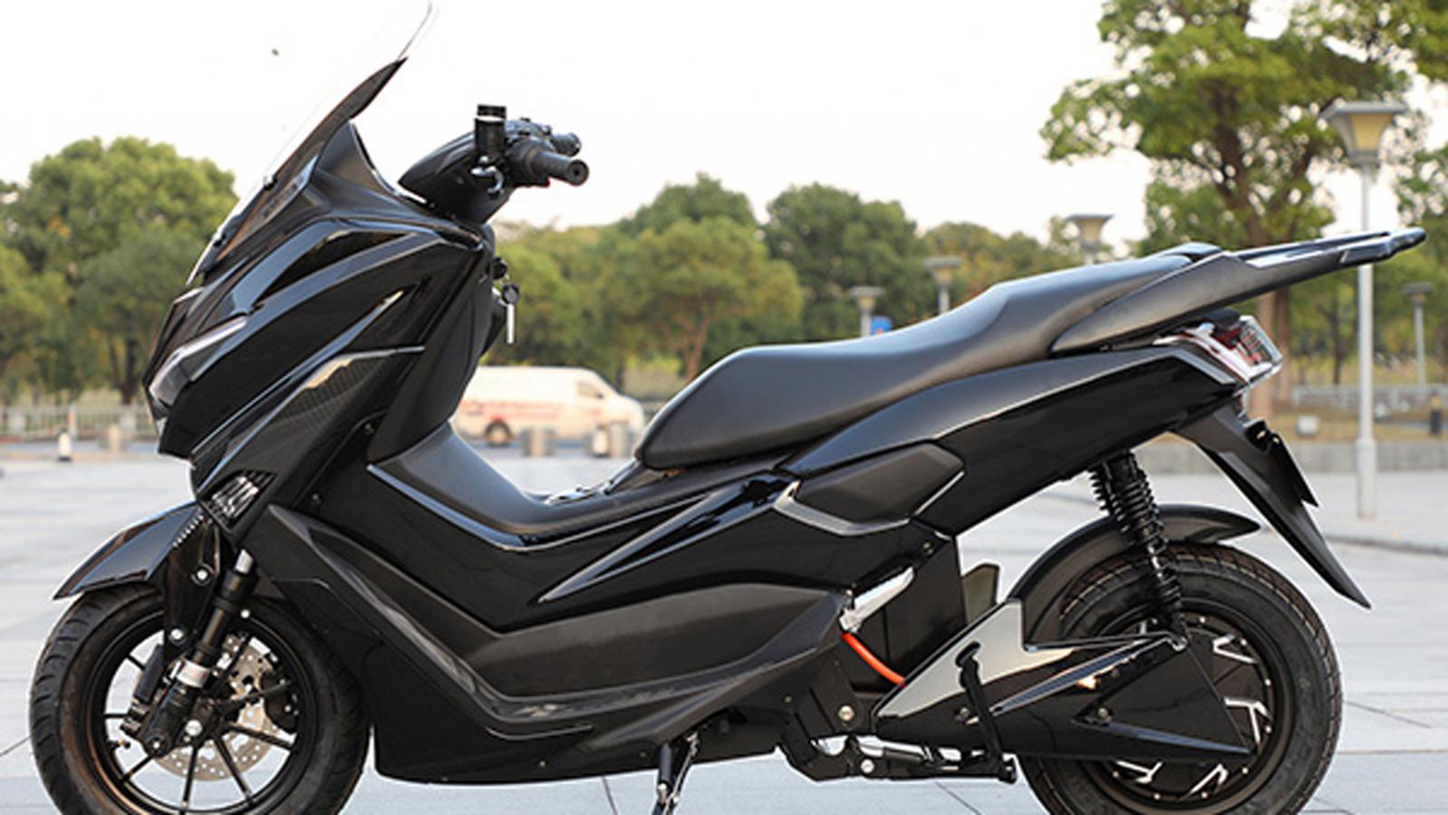 EMOOV JSM1: Mε τελική 130χλμ/ω και γρήγορη φόρτιση