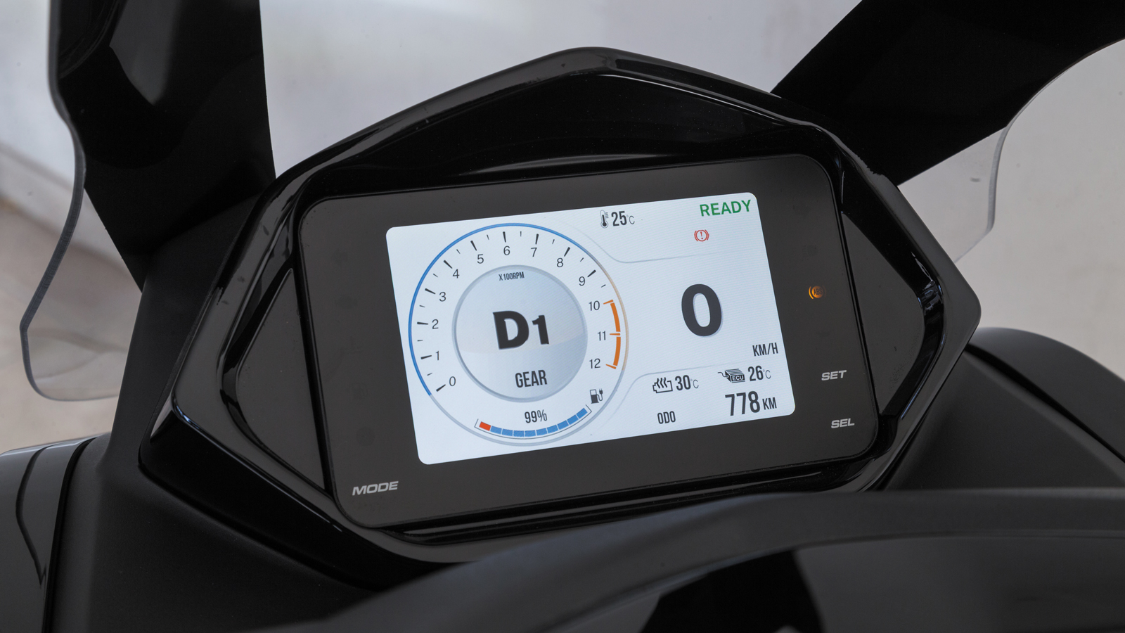 EMOOV JSM1: Mε τελική 130χλμ/ω και γρήγορη φόρτιση