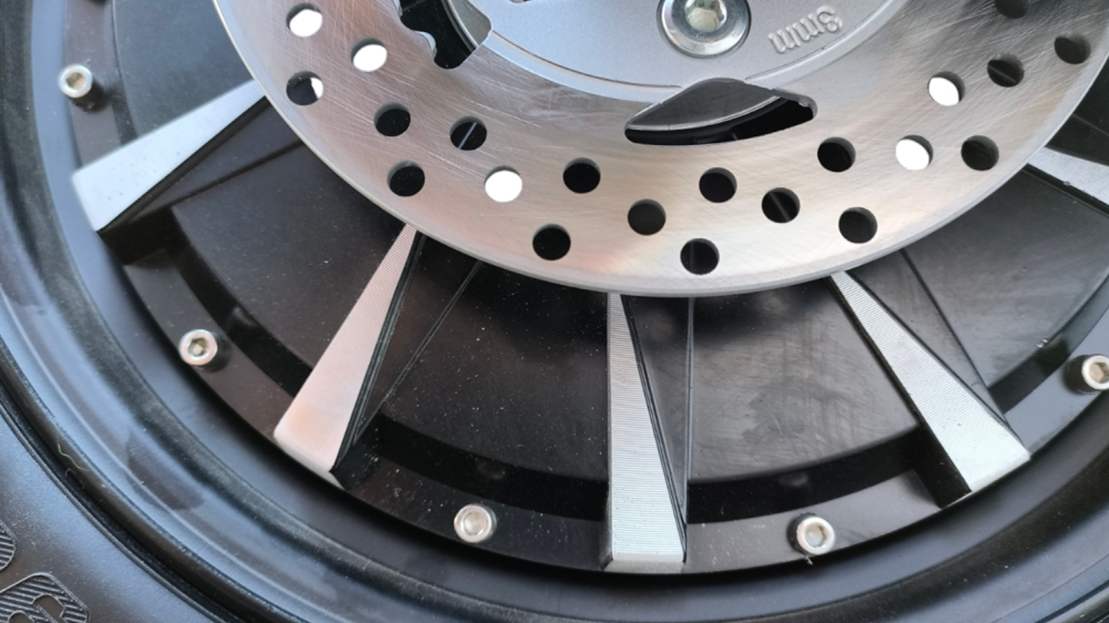 ESF E-RIDE VSP 25KM/H: Σταθερή απόδοση μπαταρίας όλες τις εποχές