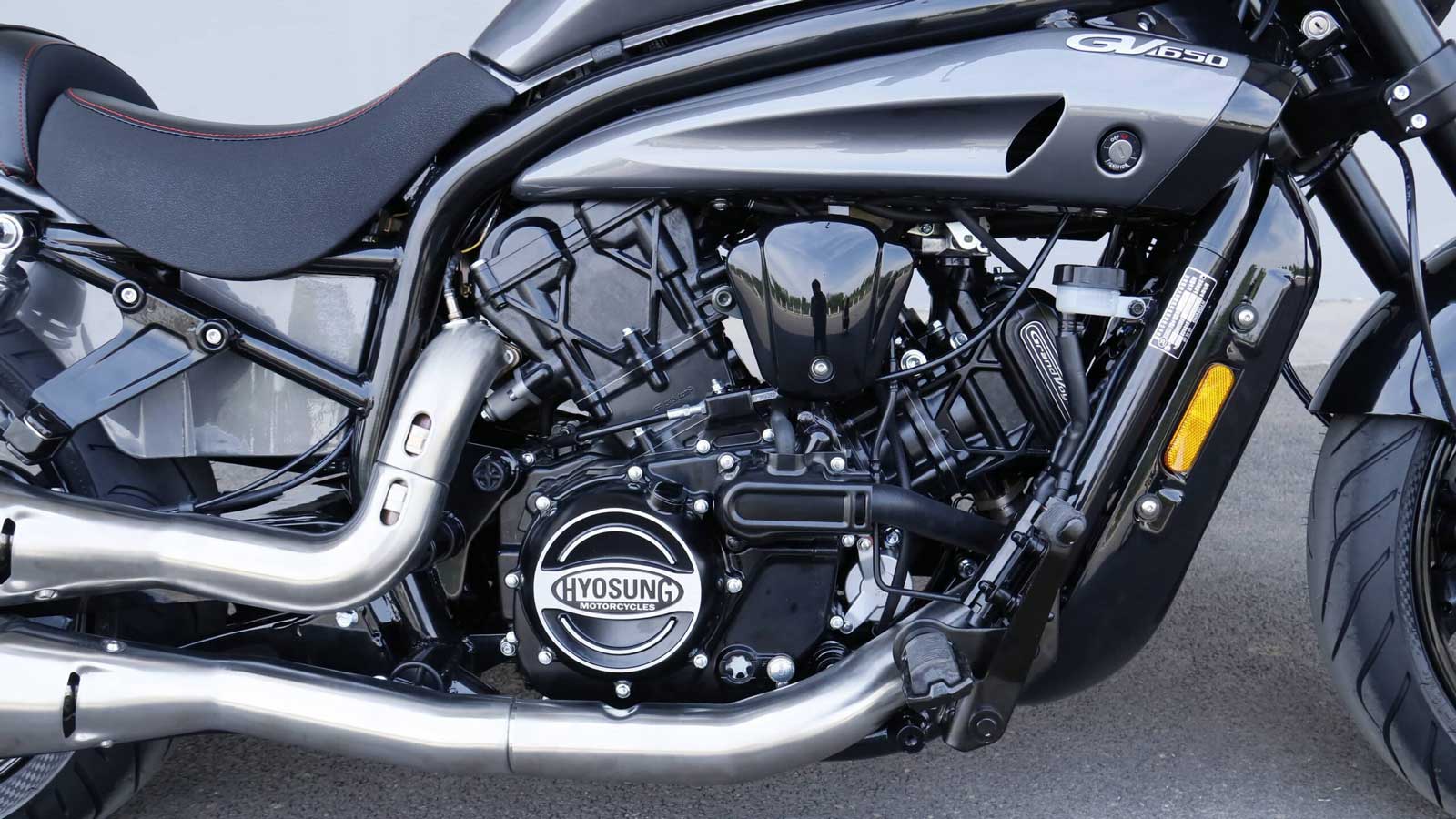 Η κατανάλωση του μοντέλου δηλώνεται από τον κατασκευαστή στα 4,6 λίτρα/100 χλμ., με ρεζερβουάρ χωρητικότητας 16 λίτρων, εκ των οποίων τα 2,5 λίτρα είν