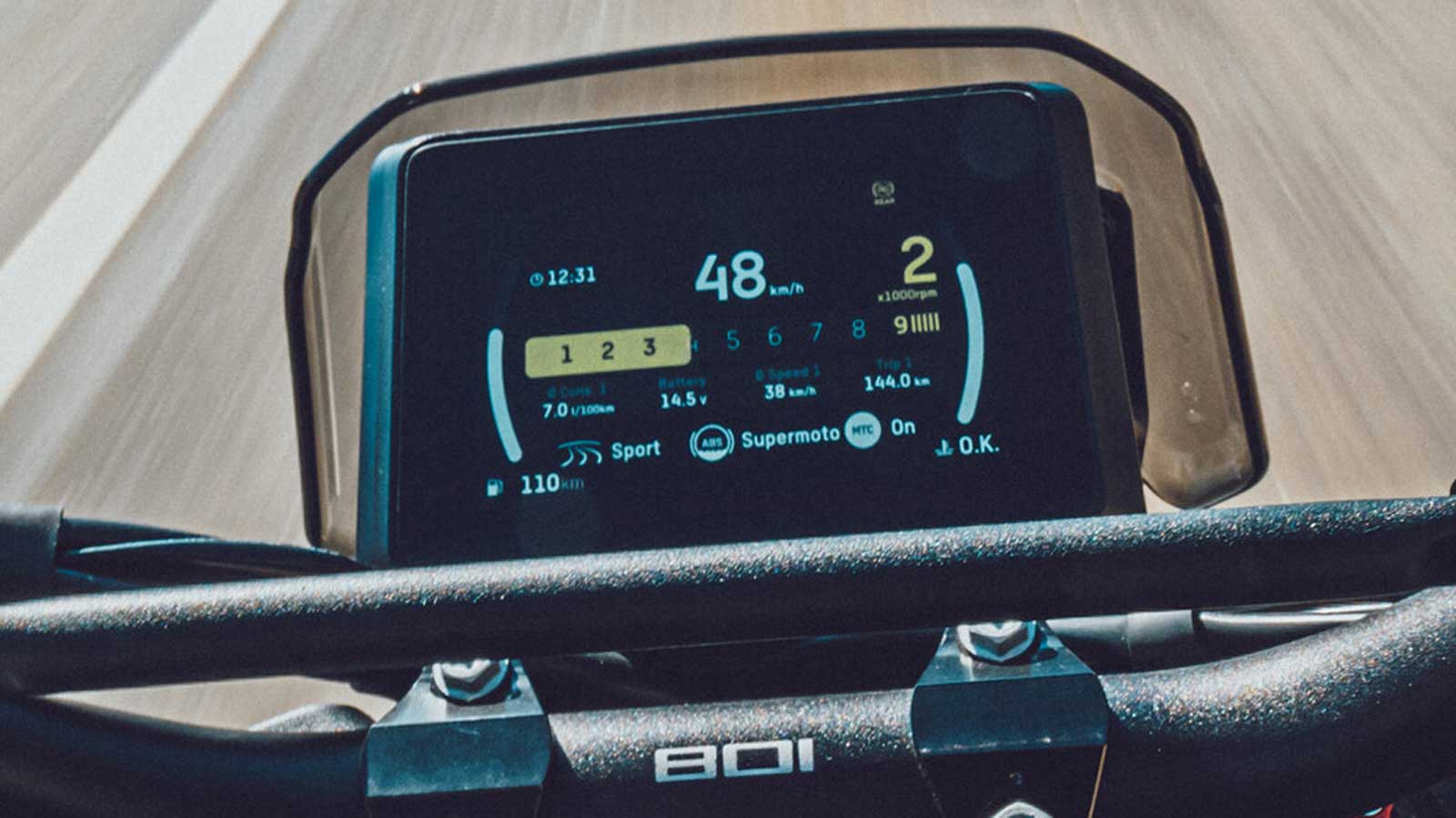 Husqvarna Svartpilen 801: Νέο κεφάλαιο για το «Μαύρο Βέλος» με κινητήρα 799cc 