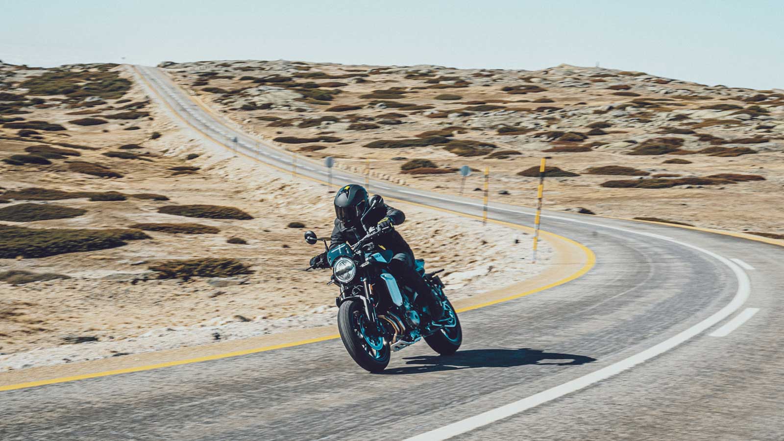 Husqvarna Svartpilen 801: Νέο κεφάλαιο για το «Μαύρο Βέλος» με κινητήρα 799cc 