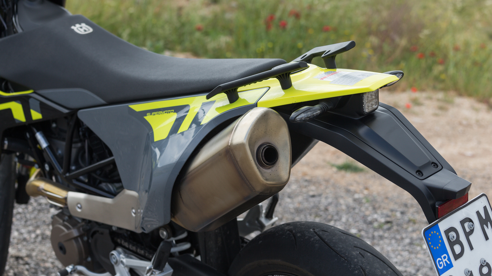 Husqvarna 701 Supermoto - Test 