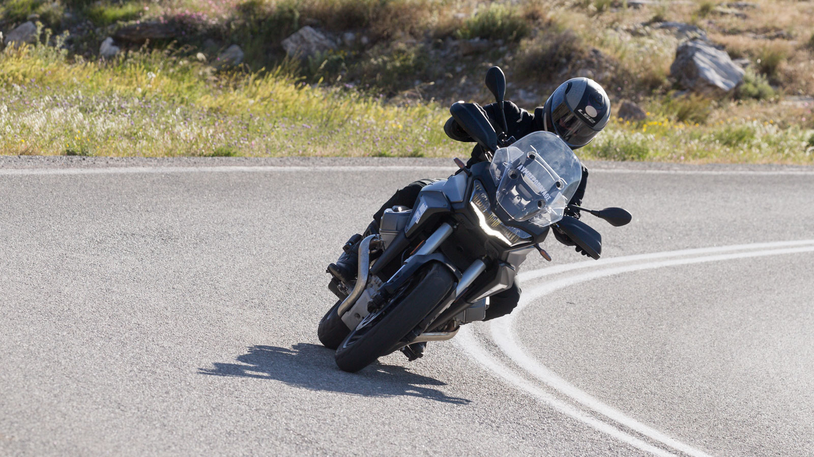 Moto Guzzi Stelvio - Test
