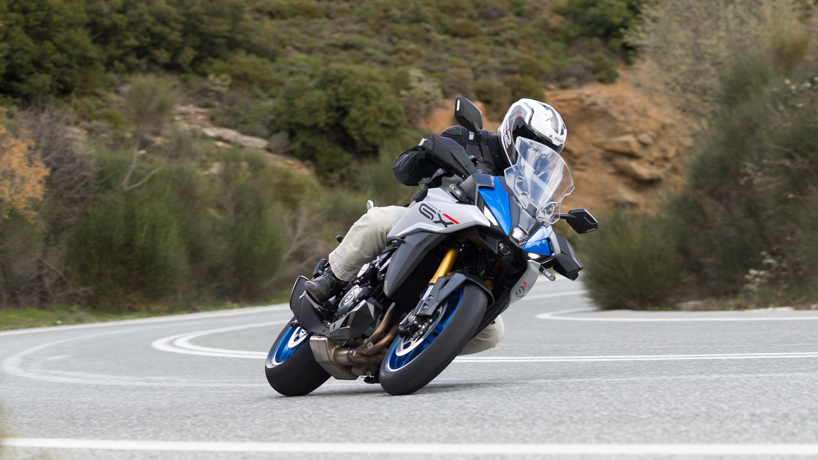 Suzuki GSX-S 1000GX - Υποψήφια για Best Moto by LS2