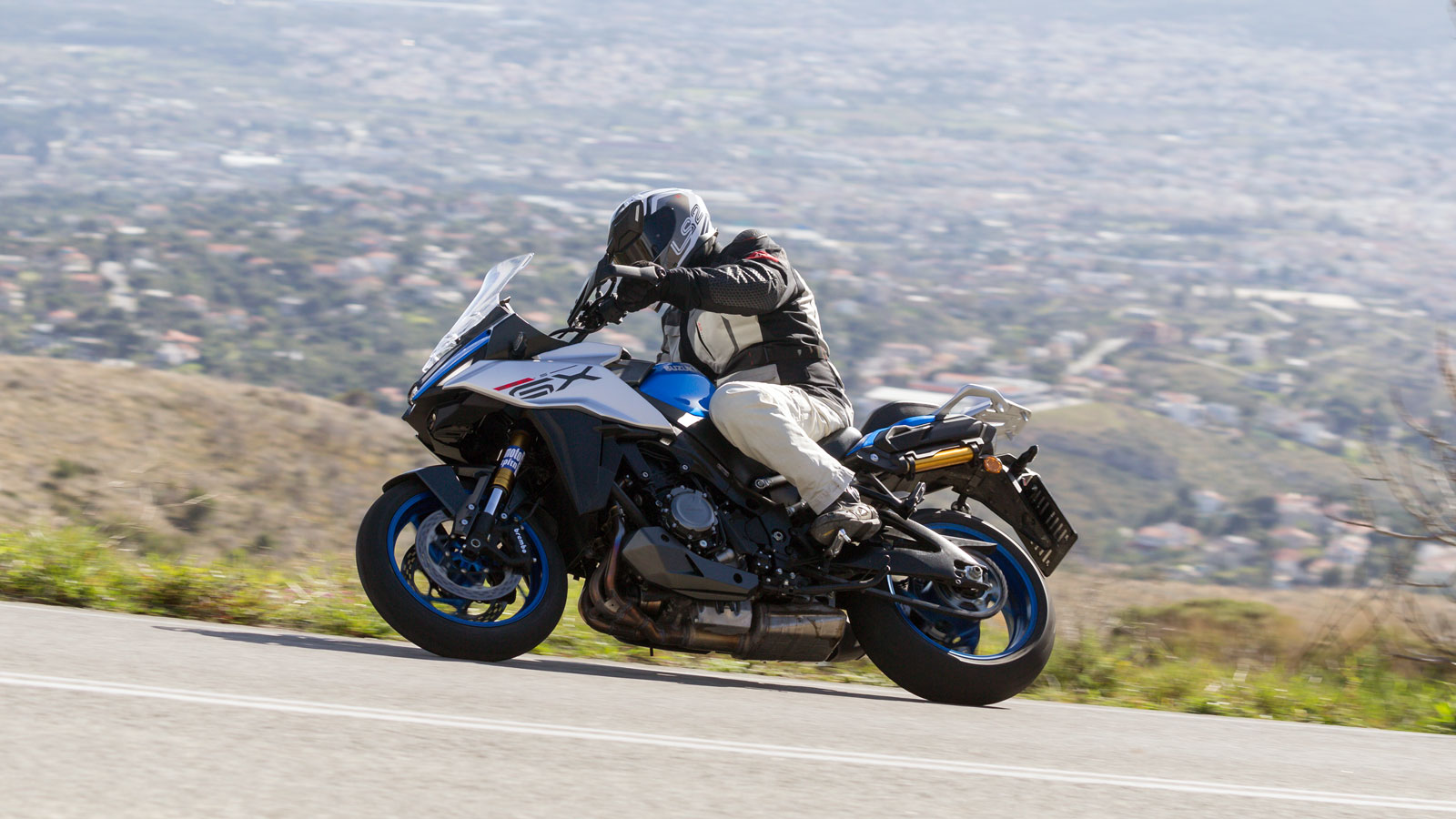 Suzuki GSX-S 1000GX - Υποψήφια για Best Moto by LS2