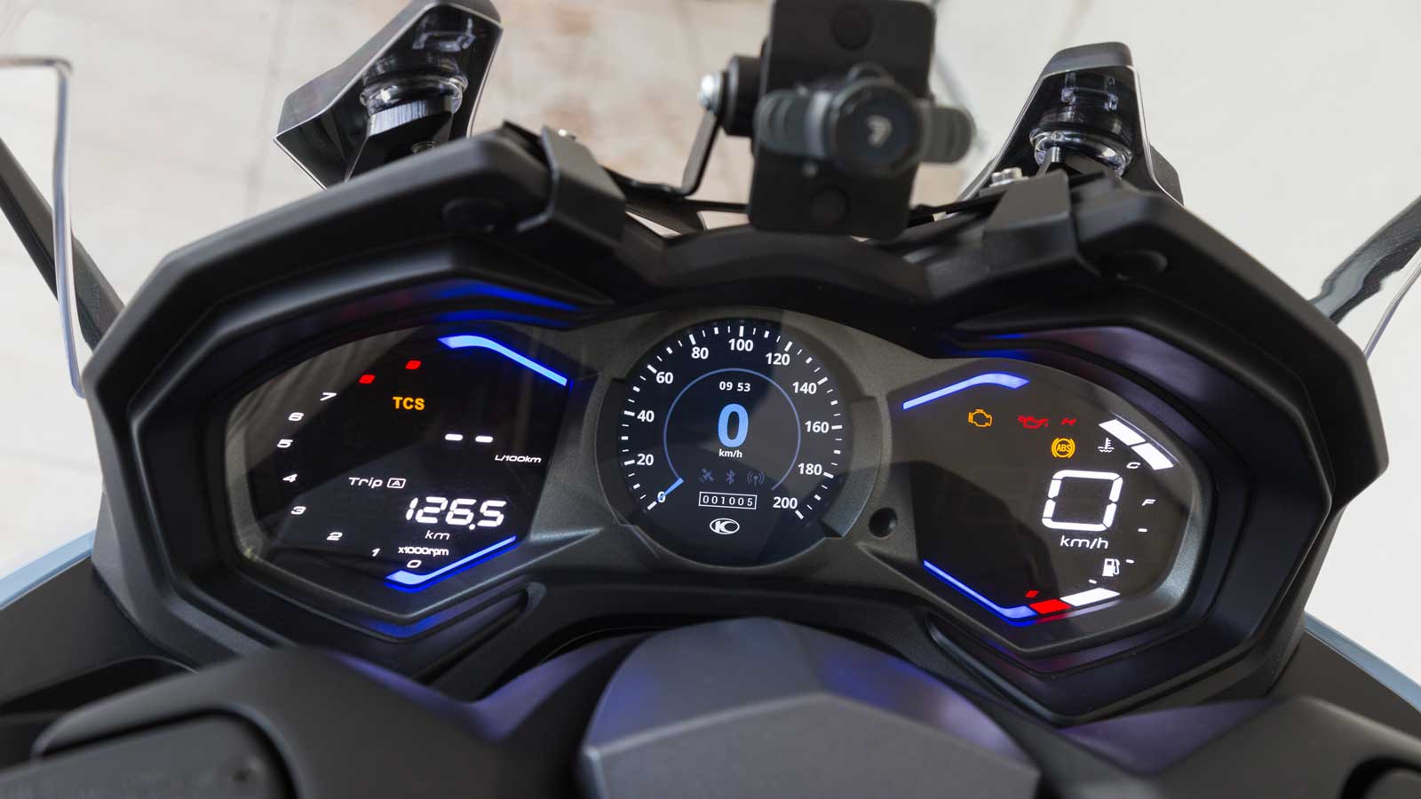 Kymco AK 550 Premium - Test