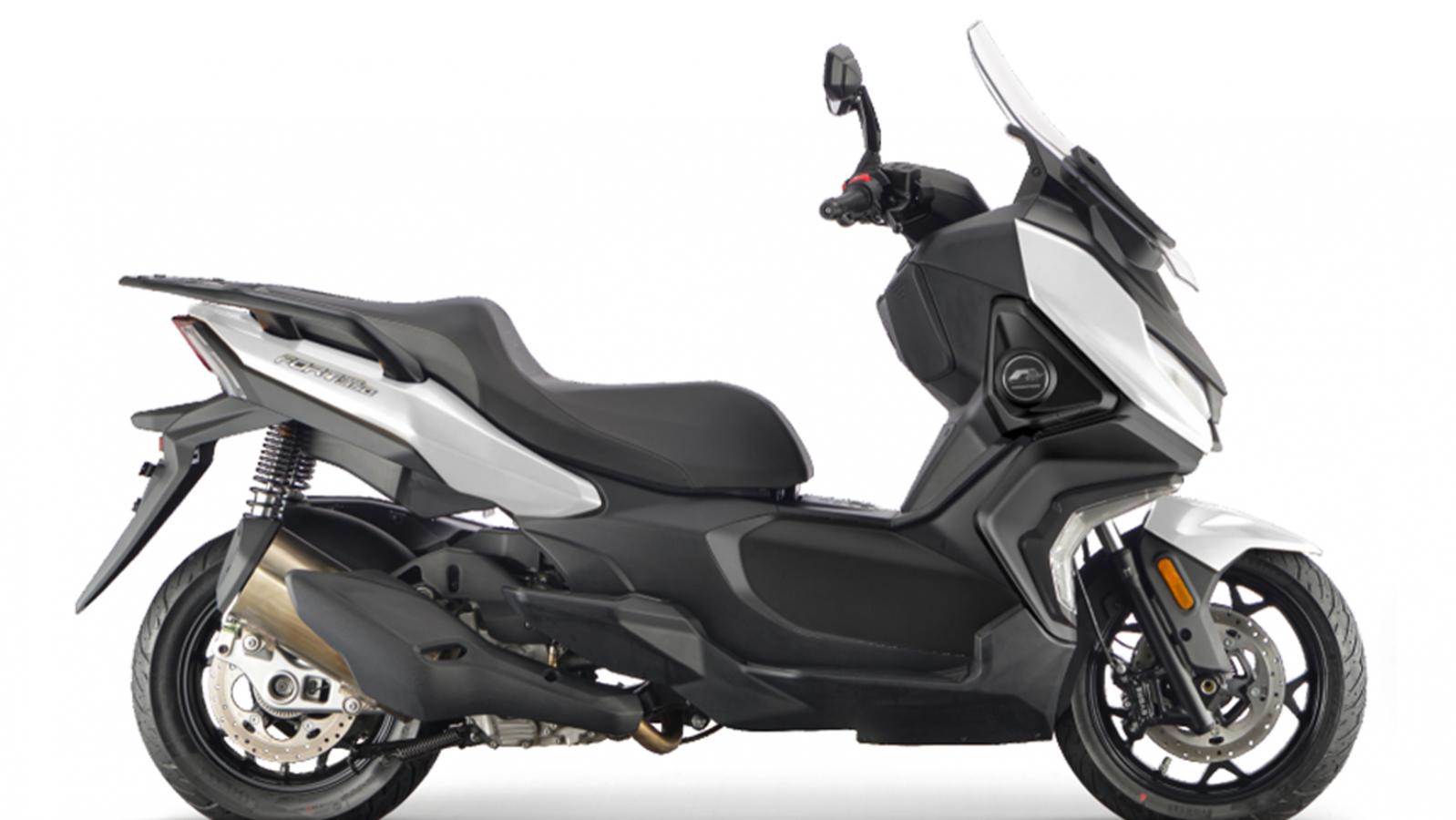 QJMOTOR Fort 350: Επώνυμα περιφερειακά και Super εξοπλισμό