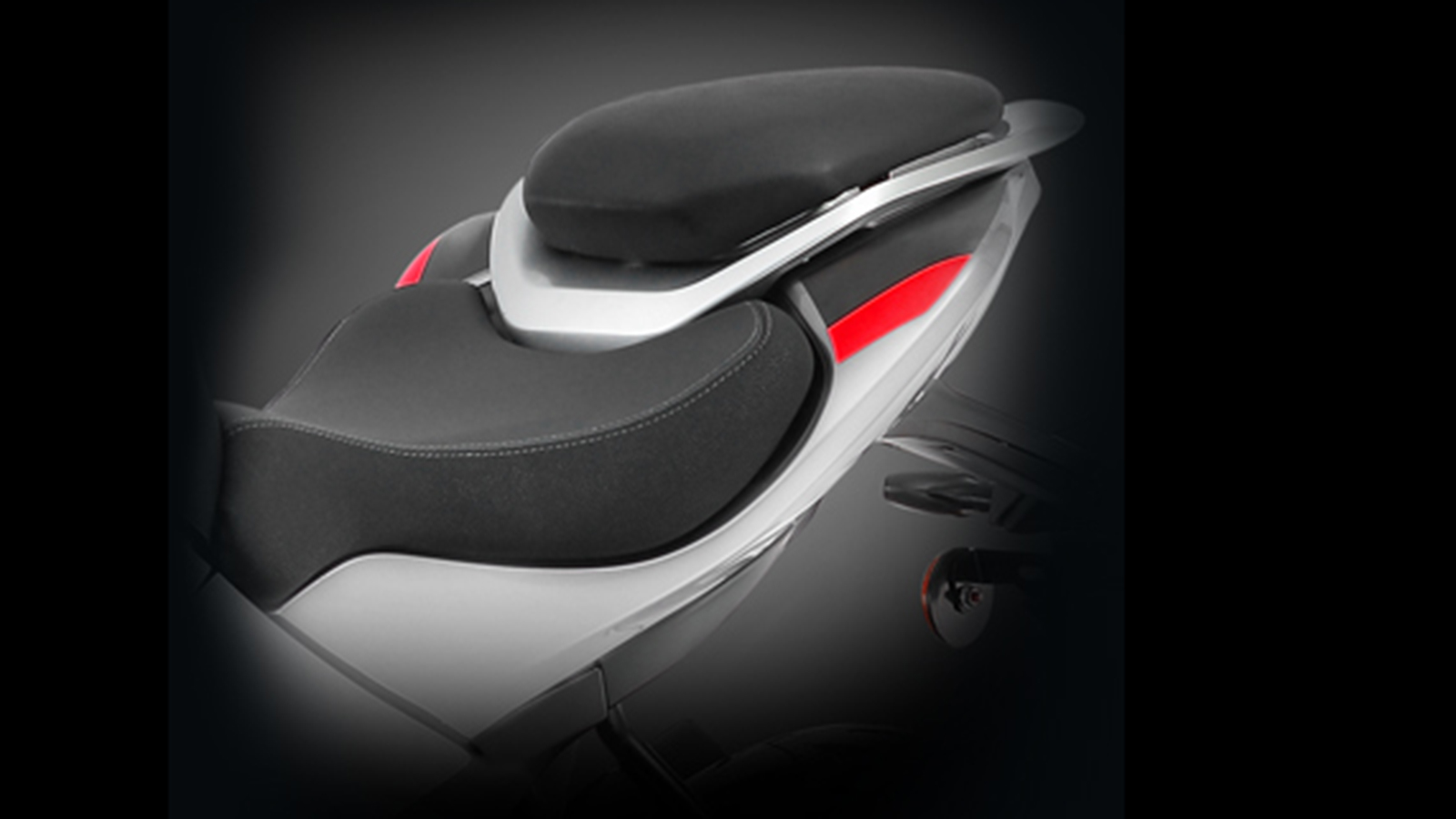 QJMOTOR SRK 125 S: Streetfighter 125ρι στην Α1 κατηγορία