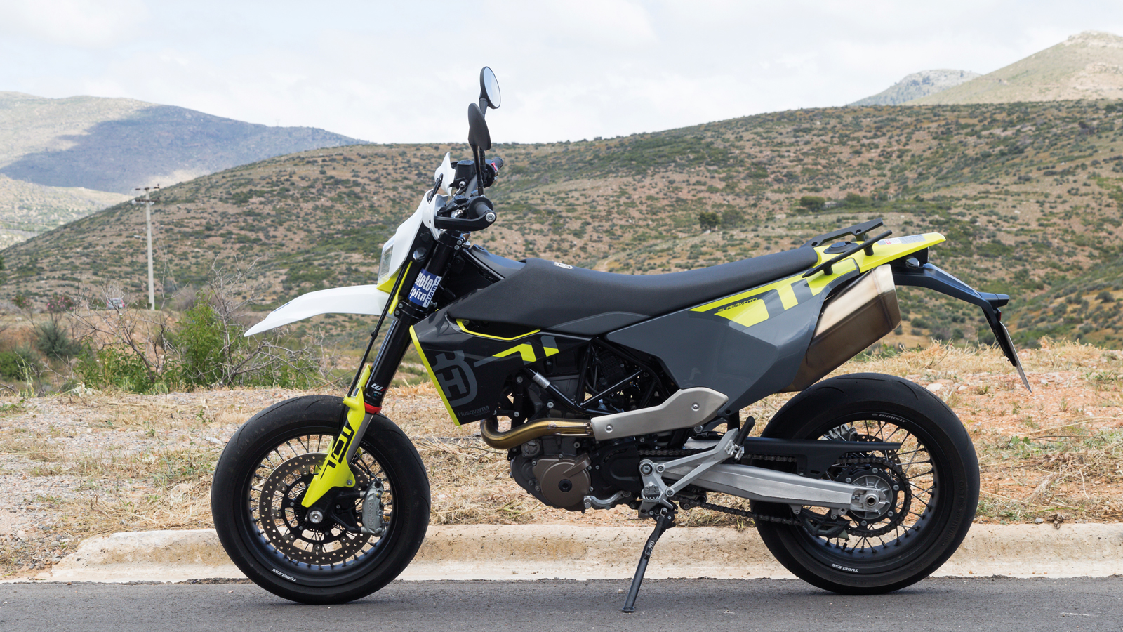Husqvarna 701 Supermoto - Test 