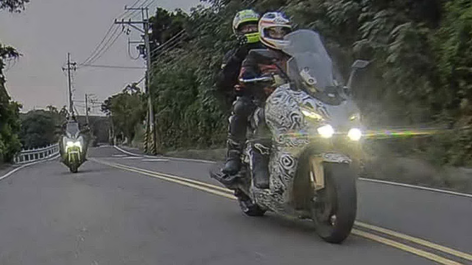 Το νέο maxi scooter της SYM κυκλοφορεί ινκόγκνιτο