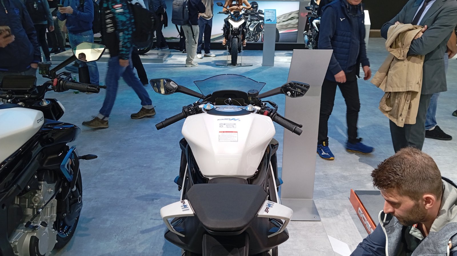 EICMA 2024: CFMOTO 675SR-R