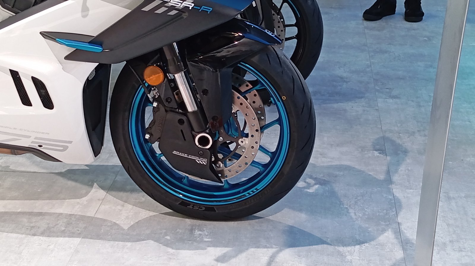 EICMA 2024: CFMOTO 675SR-R