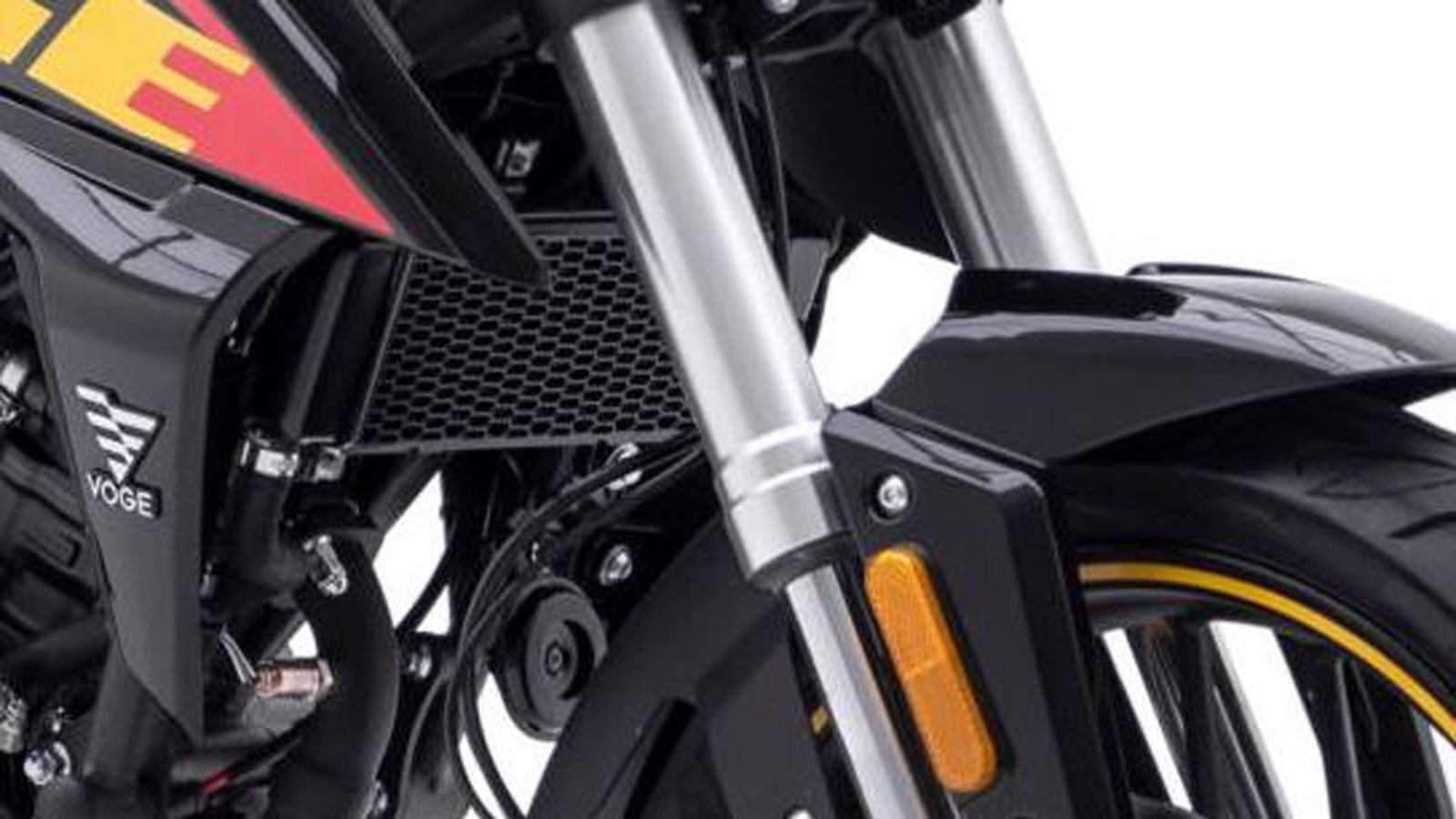 Voge R125: Ευελιξία παπιού με δυνατότητες μοτοσυκλέτας 