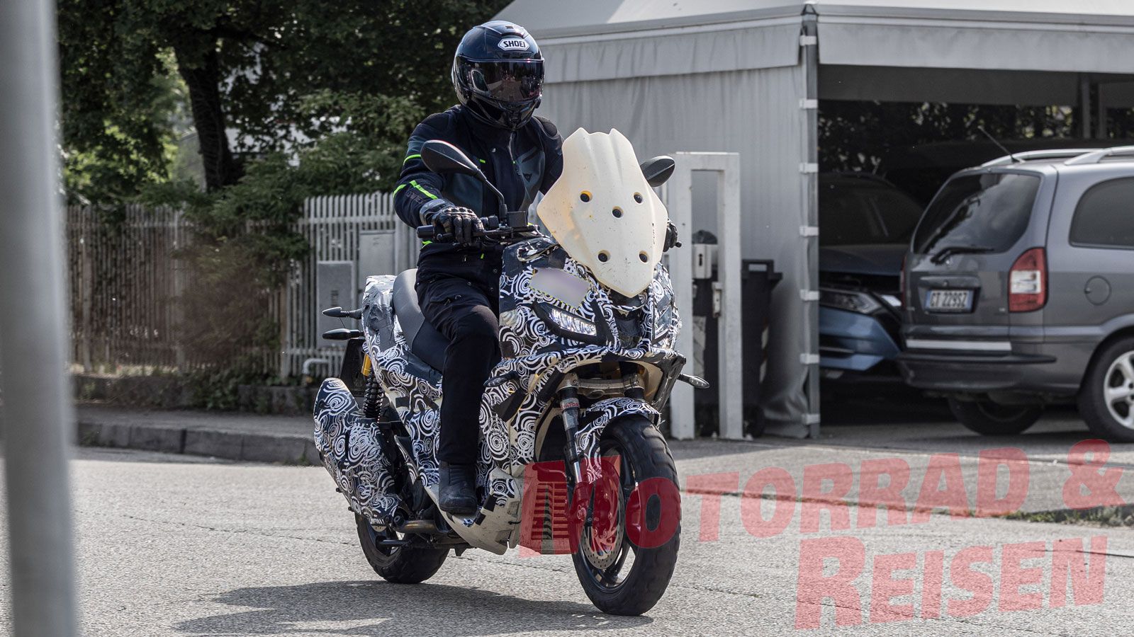 Aprilia SR 400 GT: Εντοπίστηκε καμουφλαρισμένη στην Ιταλία!