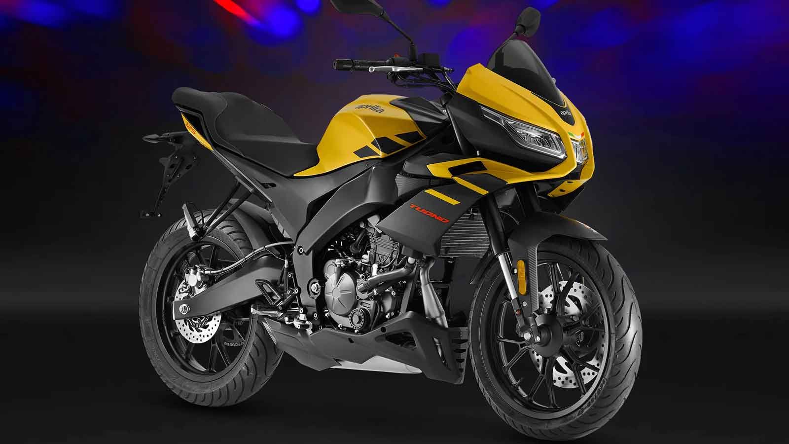 Η Tuono 125 εξοπλίζεται με τετράχρονο, υγρόψυκτο μονοκύλινδρο κινητήρα 124,2 κ.εκ.