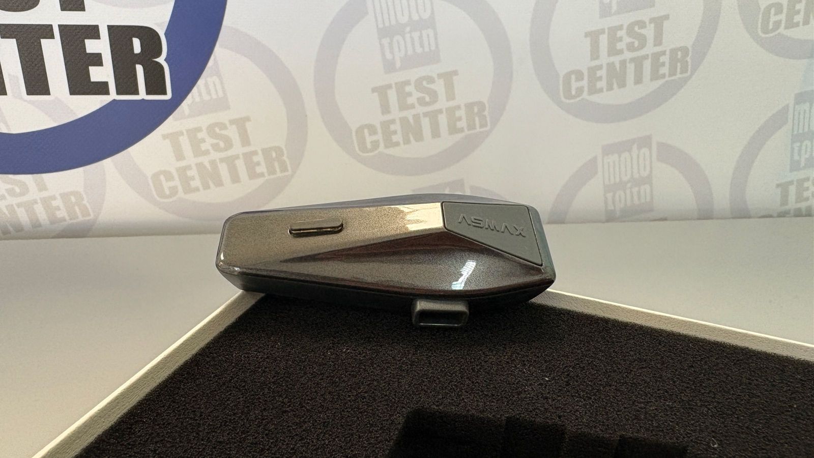 Η ASMAX έδωσε έμφαση στην καθαρότητα του ήχου, εξοπλίζοντας την S2 με ηχεία 40 χιλιοστών που προσφέρουν γεμάτο και καθαρό ήχο σε μουσική και ομιλία.