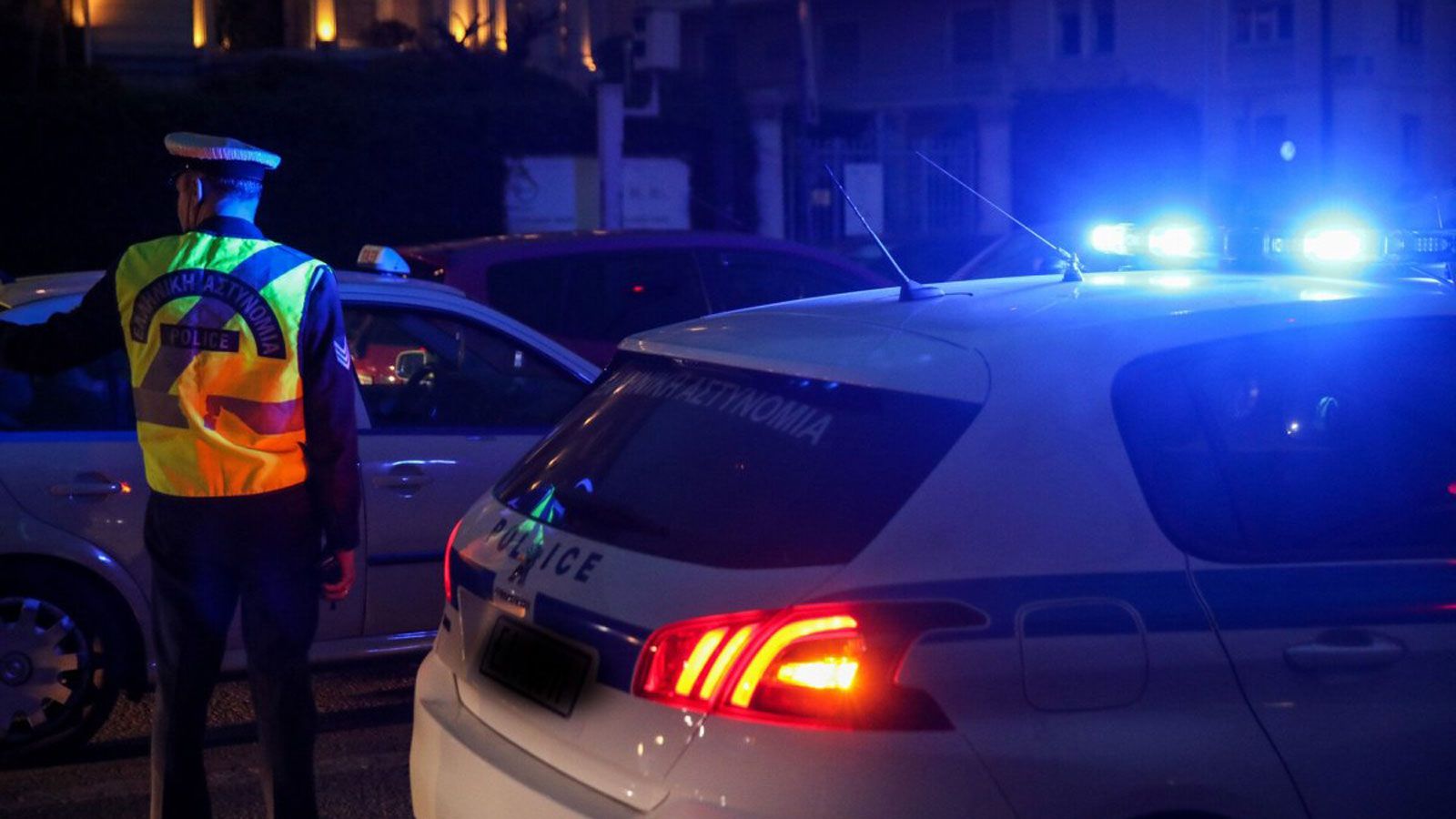 Η Τροχαία βάζει φρένο στο παράνομο πάρκινγκ έξω από clubs και μπαρ - Δείτε τι έγινε