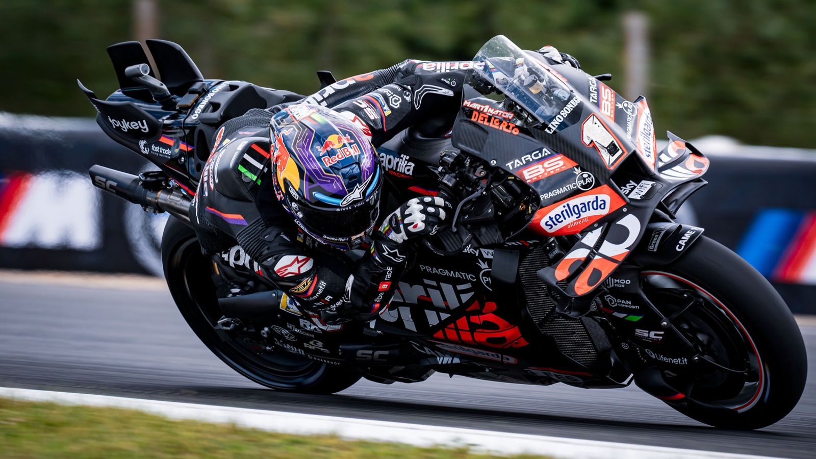 Απόλαυσε το MotoGP στο Misano με το Aprilia Stand