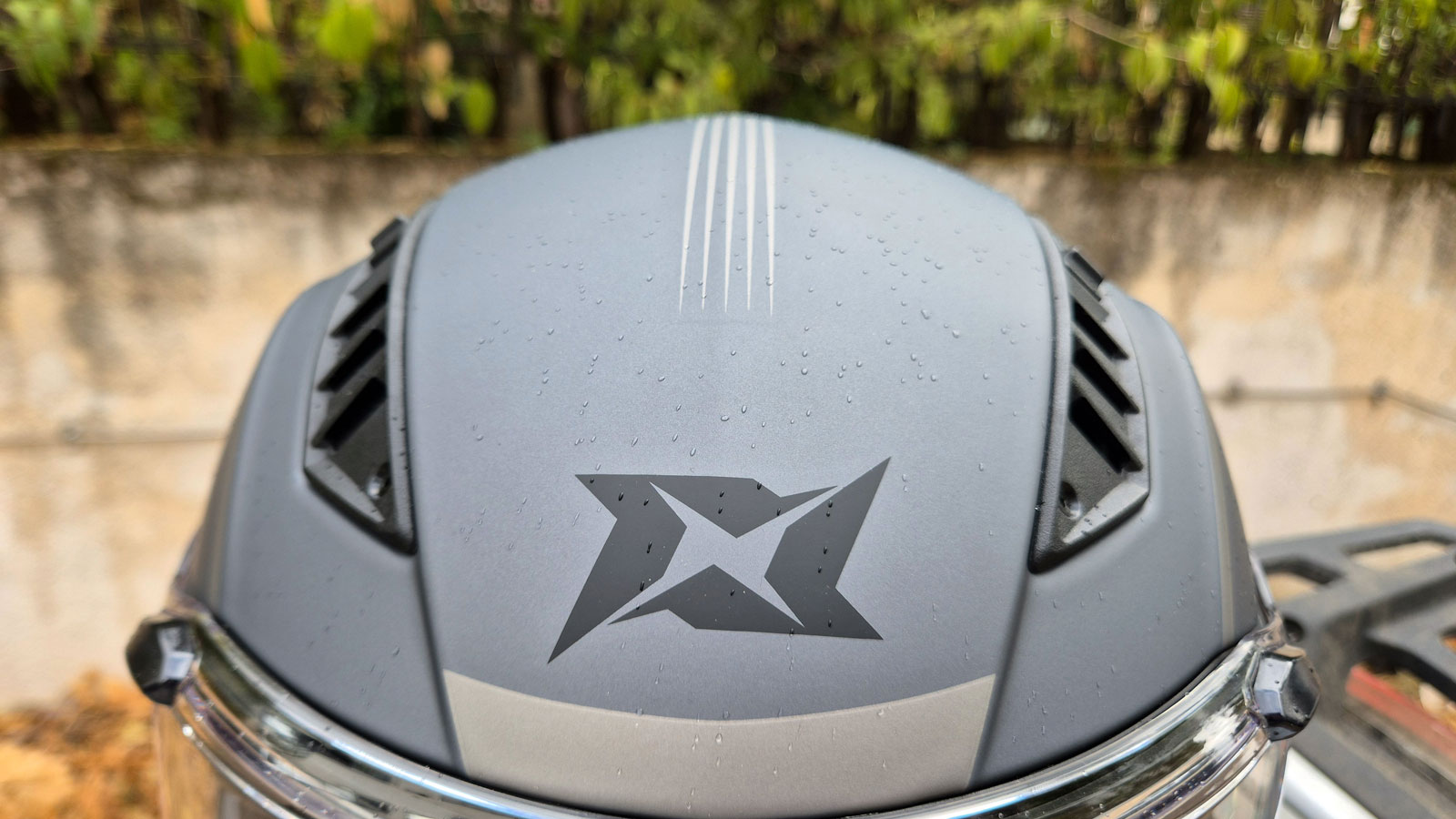 2 από τους 4 αεραγωγούς εισαγωγής του Axxis Ghostfighter. 