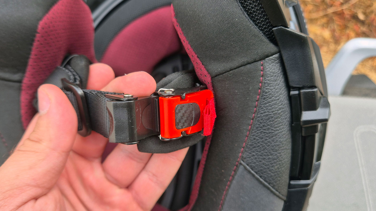 Με μικρομετρική καστάνια ασφαλίζει το Axxis Ghostfighter. 