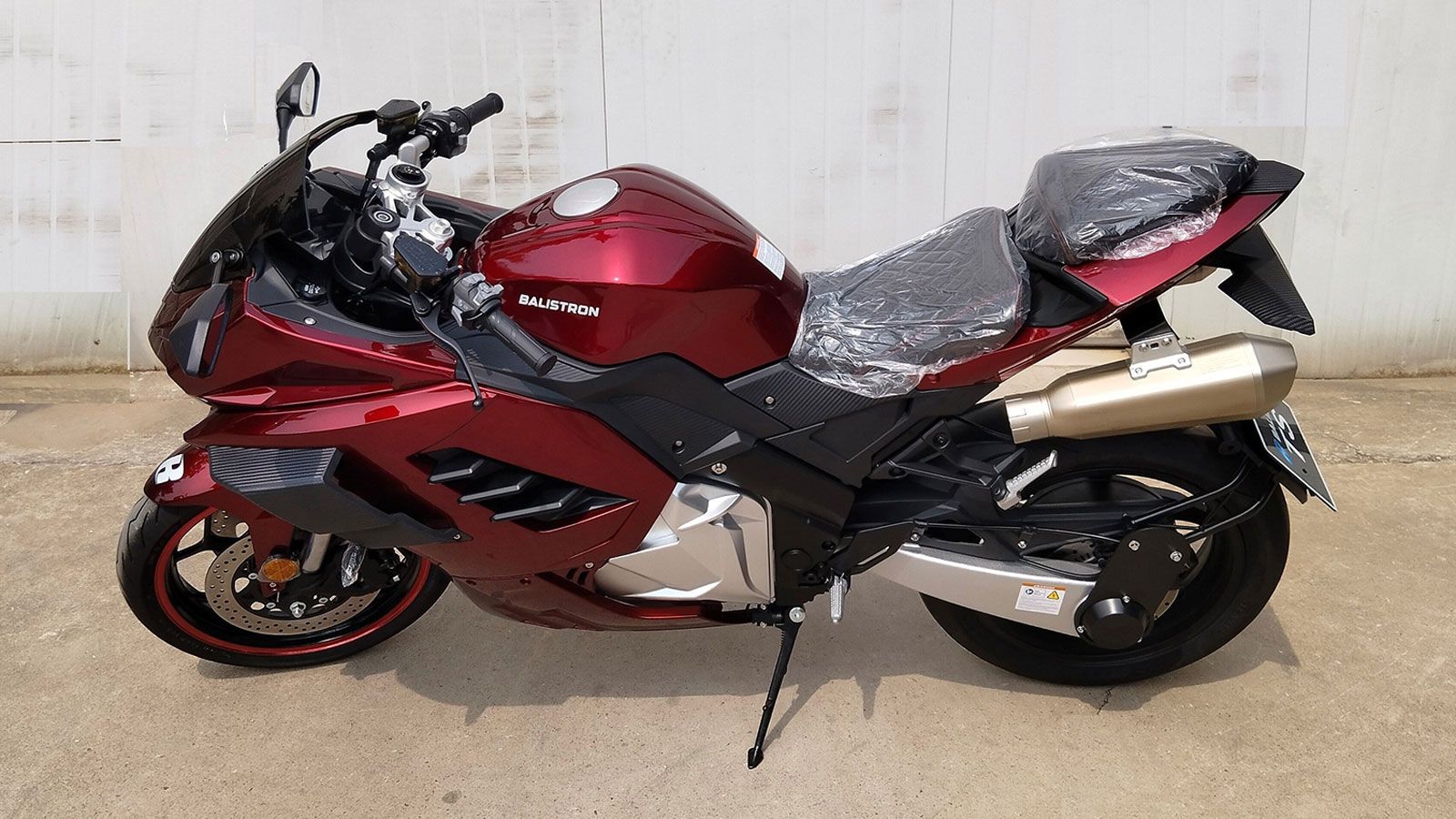 Το BALISTRON Sport TS ξεχωρίζει για τη μοναδική, άμεσα αναγνωρίσιμη σχεδίασή του