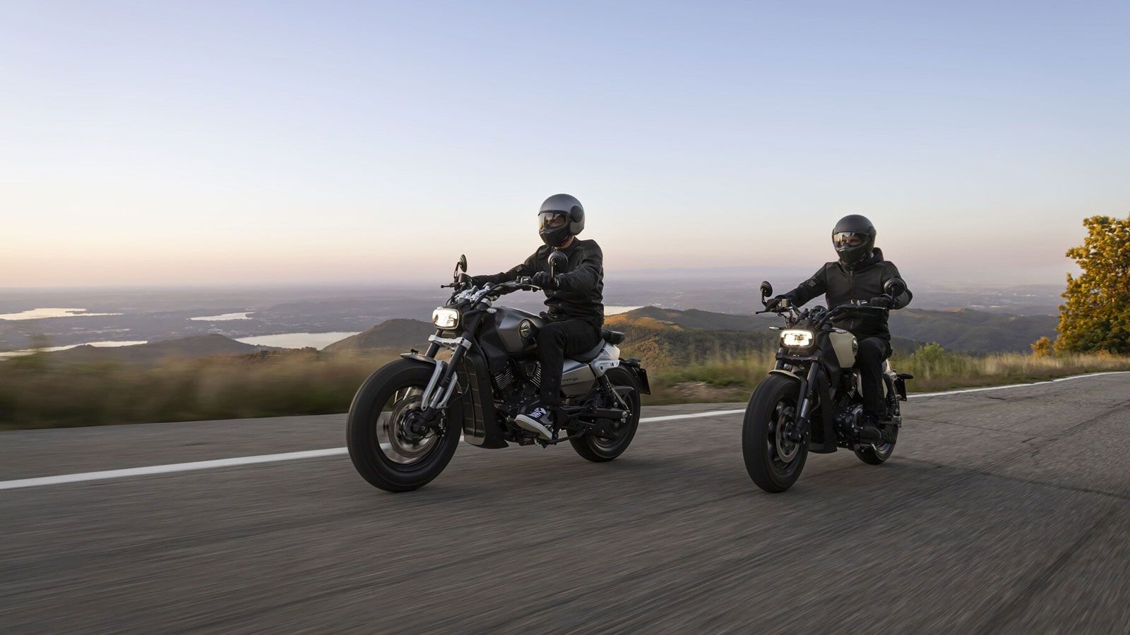 Το νέο Benelli Leoncino Bobber 400 κάνει επίσημα την είσοδό του στην ελληνική αγορά και καλύπτει ένα κενό στη μεσαία κατηγορία των premium custom μοτο