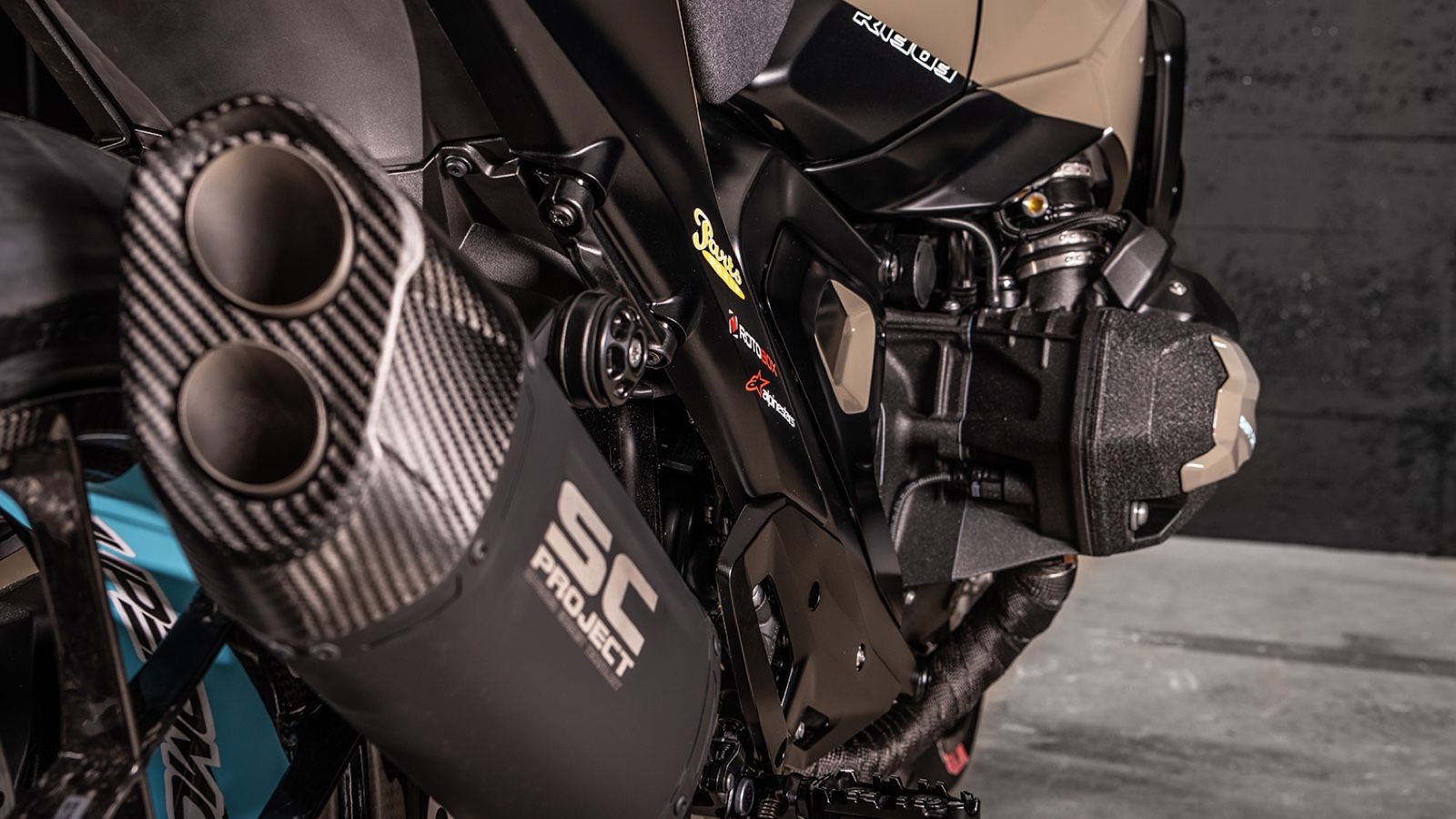 BMW R1300GS: Eλαφρύτερη και carbon, σαν ελβετικός σουγιάς