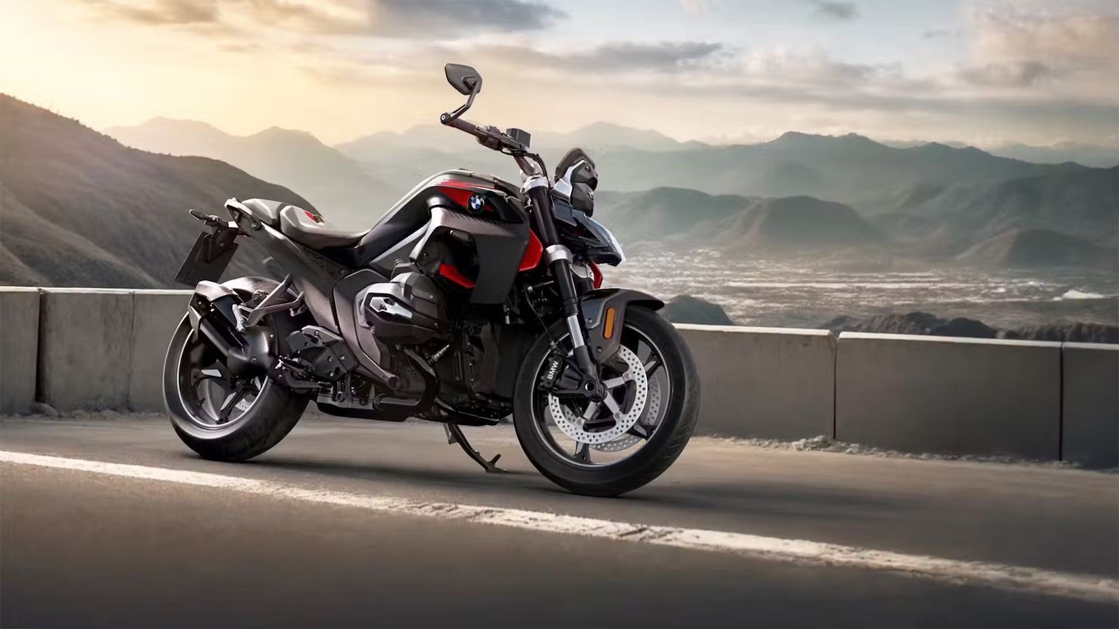 BMW R 1300 R: Κατέφθασε με νέο boxer κινητήρα και ατσάλινο πλαίσιο
