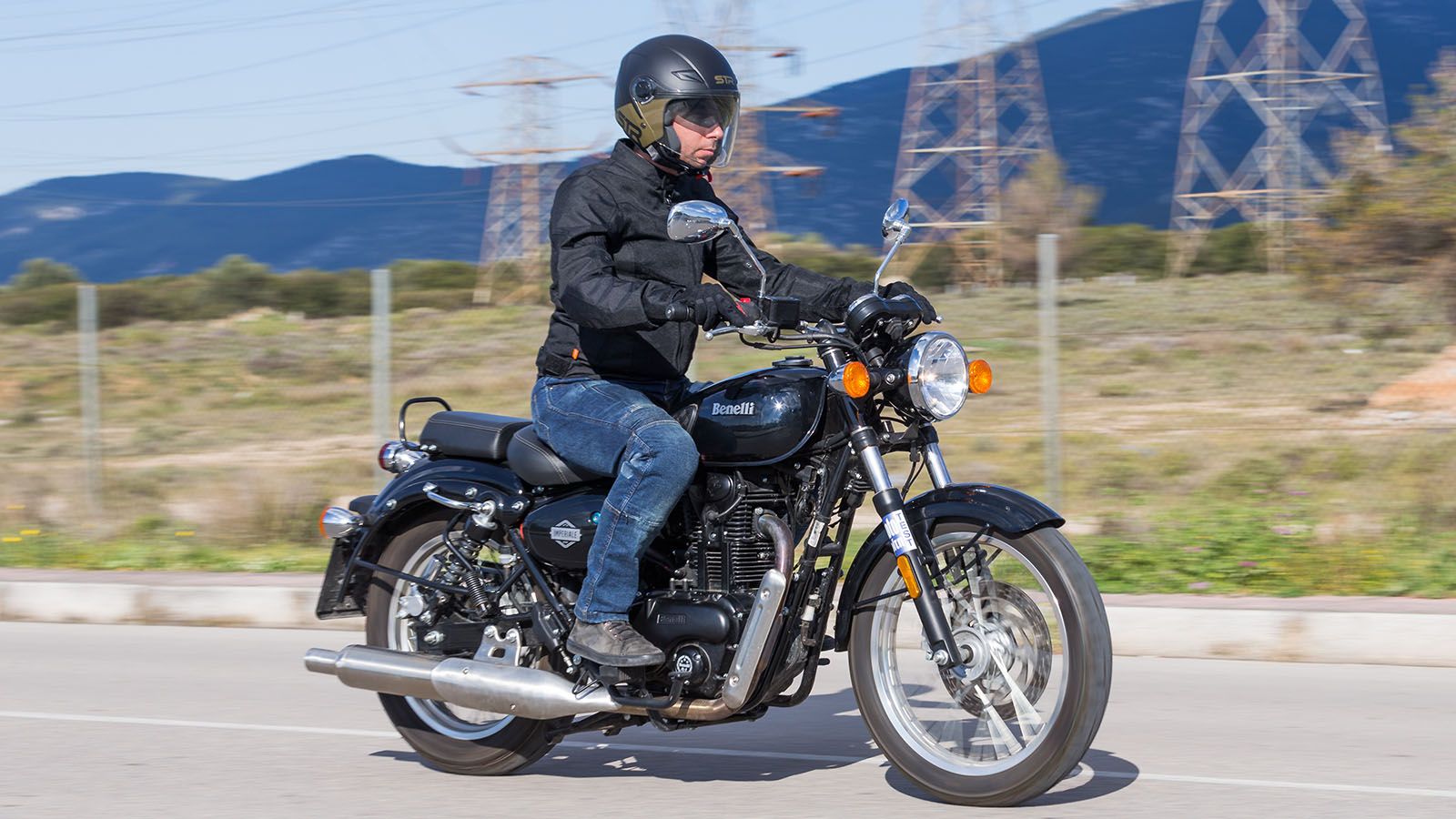 Benelli Imperiale 400: Με αυθεντική Retro σχεδίαση, καίει μόλις 3,5λ/100λχμ