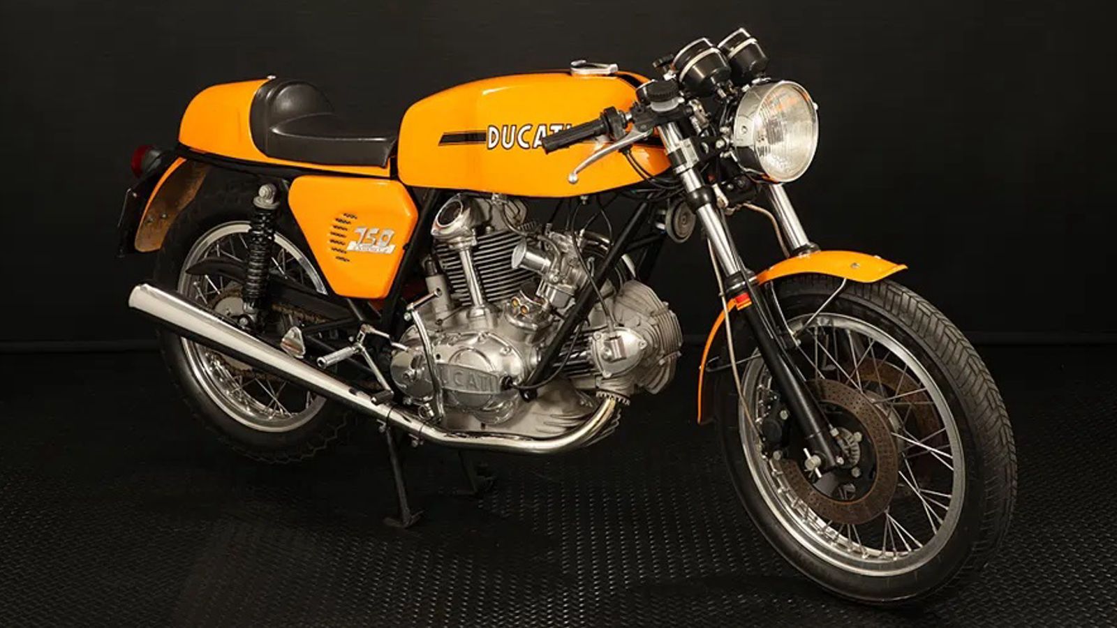 Ο Μπίλι Τζόελ αποχωρίζεται τη συλλογή μοτοσυκλετών του