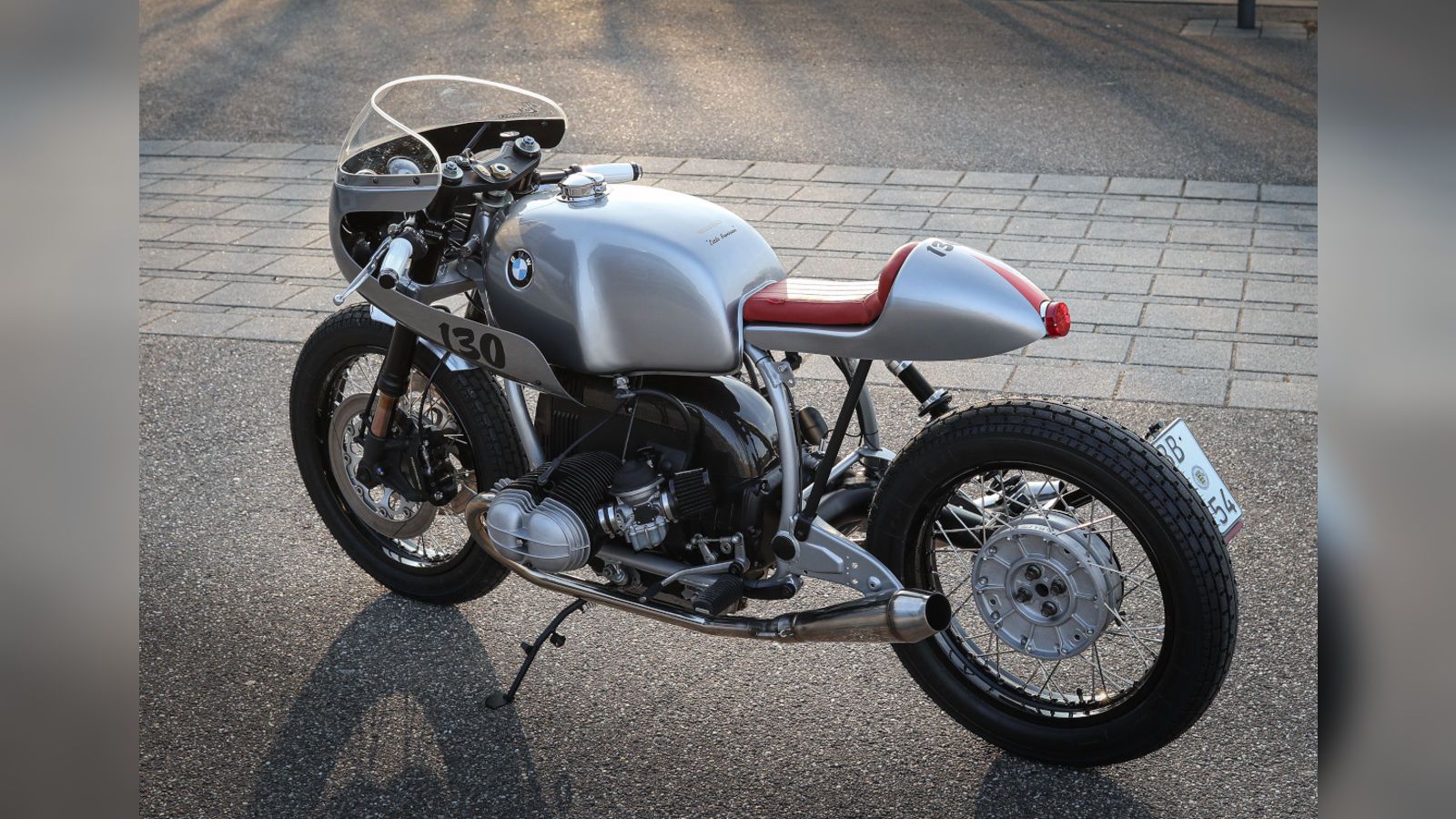 Little Bavarian: Πάντρεμα μιας BMW cafe racer και μιας Porsche 550 Spyder