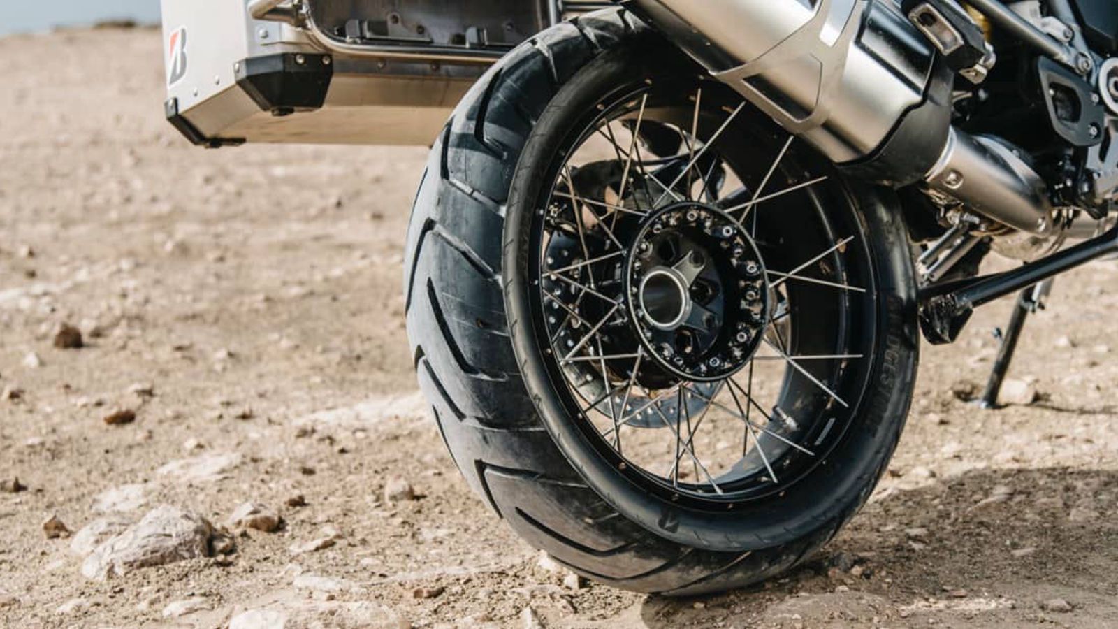 Bridgestone Battlax A41: On/off ελαστικό για όλες τις εποχές και όλους τους δρόμους