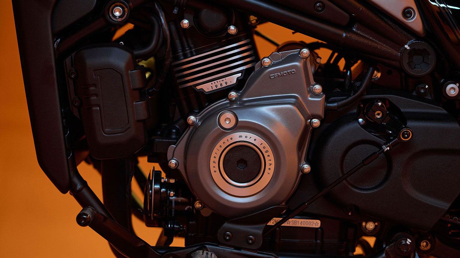 Το μοντέλο παραμένει τοποθετημένο στην κατηγορία των LAMS-approved cruisers, με την ανανέωση να επικεντρώνεται σε εργονομικά και αισθητικά στοιχεία, χ