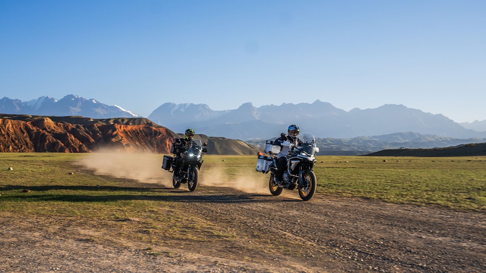 CFMOTO 700MT: Στη 2η γενιά με νέα εργονομία και πλουσιότερο εξοπλισμό