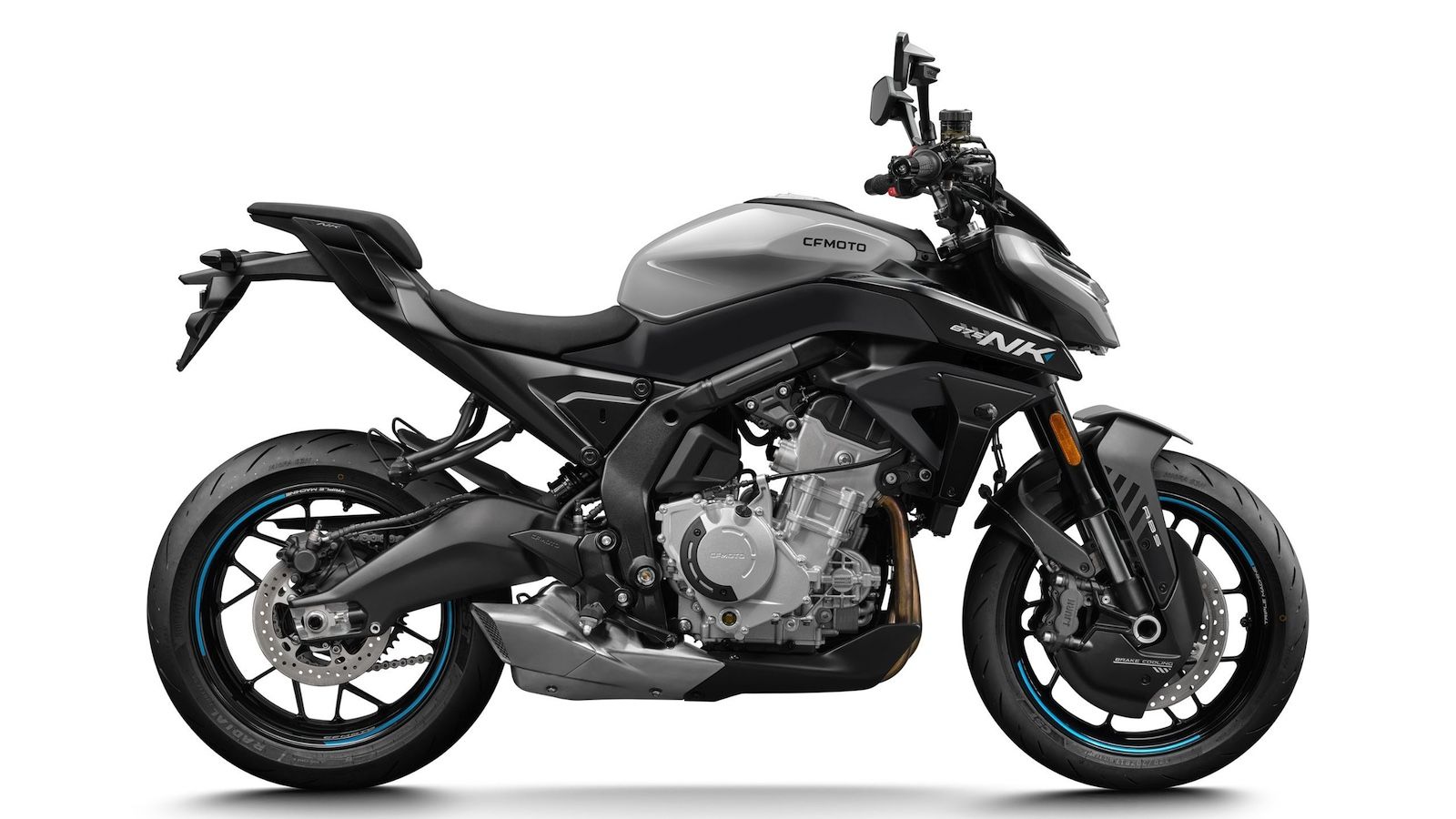 Νέα πλούσια CFMOTO 675ΝΚ με δικό της τρικύλινδρο κινητήρα και entry 125NK