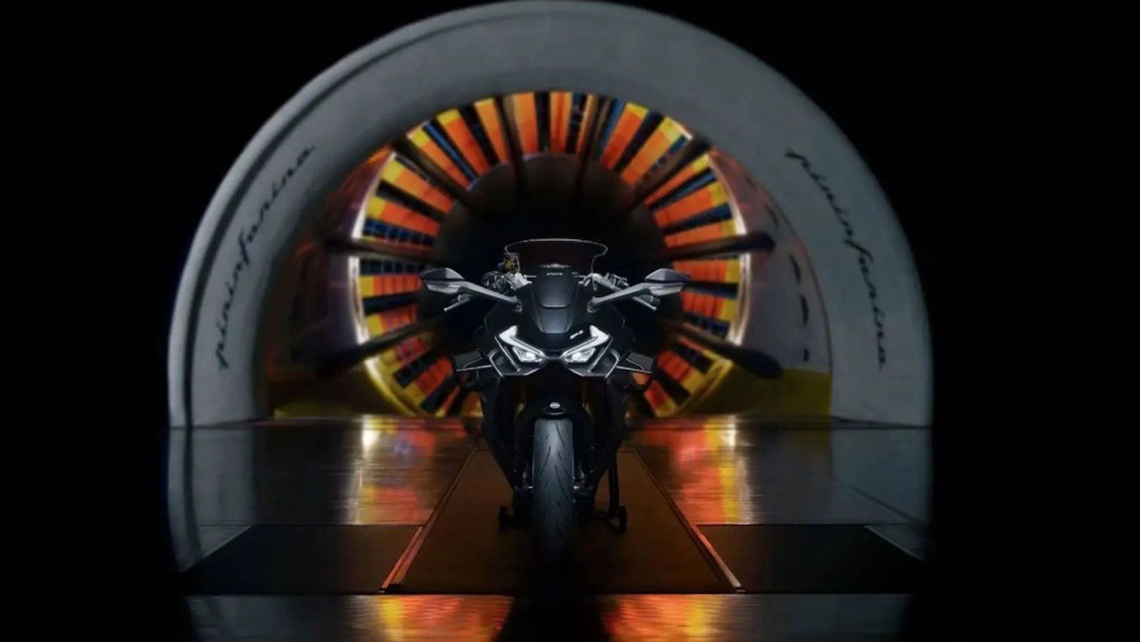 Η CFMOTO ετοιμάζεται να λανσάρει τη νέα 750SR-S, ένα μοντέλο που φιλοδοξεί να φέρει πραγματική supersport εμπειρία σε ένα πιο προσιτό και compact πακέ