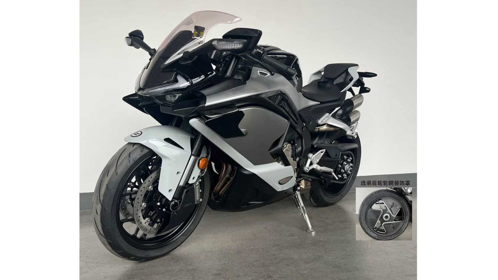 CFMoto 750 SR-R 2025: Νέα τετρακύλινδρη με αεροδυναμικό κάλυμμα πίσω τροχού